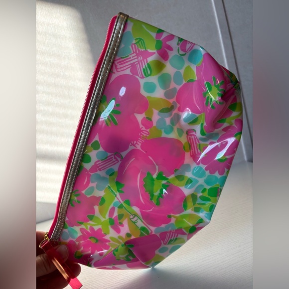 Lilly Pulitzer | Estee Lauder Pink and Green Floral Cosmetic Bag - Picture 3 of 4